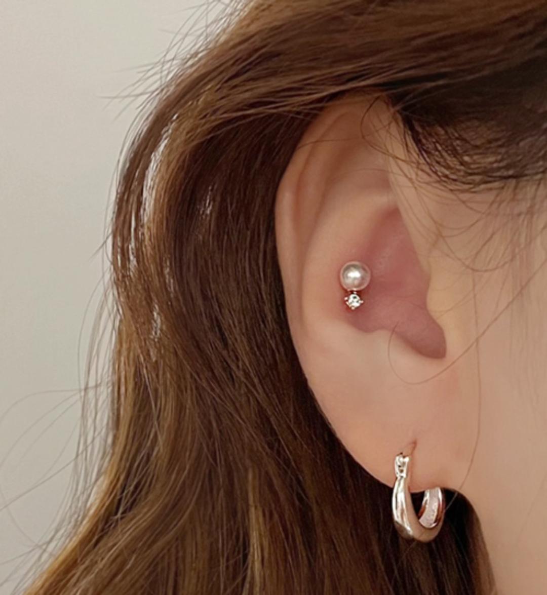 써지컬 릴리 큐빅 진주 피어싱 / 2color