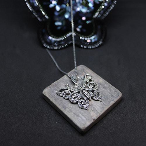 르네 나비 앤틱 은목걸이 [925 silver 빈티지 블랙 유화 실버 고풍스러운 나비 은목걸이]
