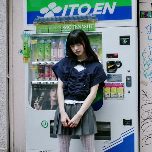 BODY SHIRRING HOODIE_NAVY