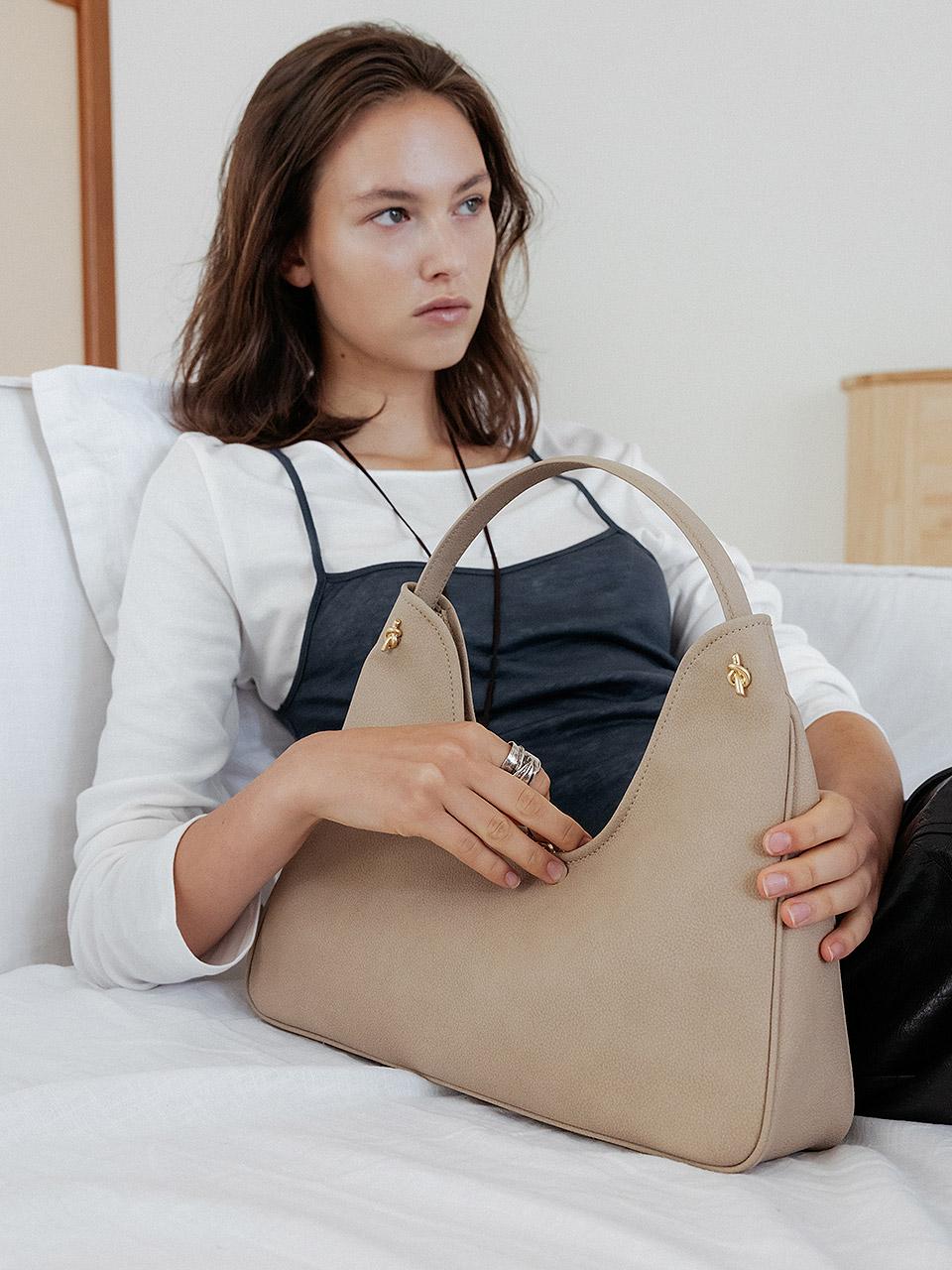 Broche Tote Medium (nubuck ver.) FA5AB350-M1