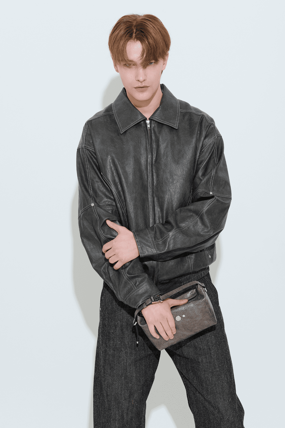 비아리프 파우치 백_크런치그레이