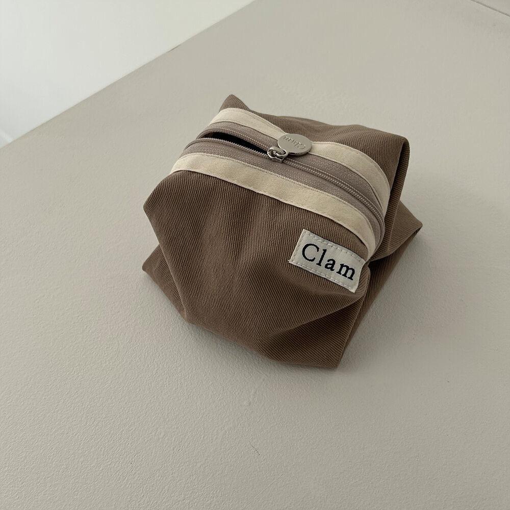 Clam round pouch _ Milk tea