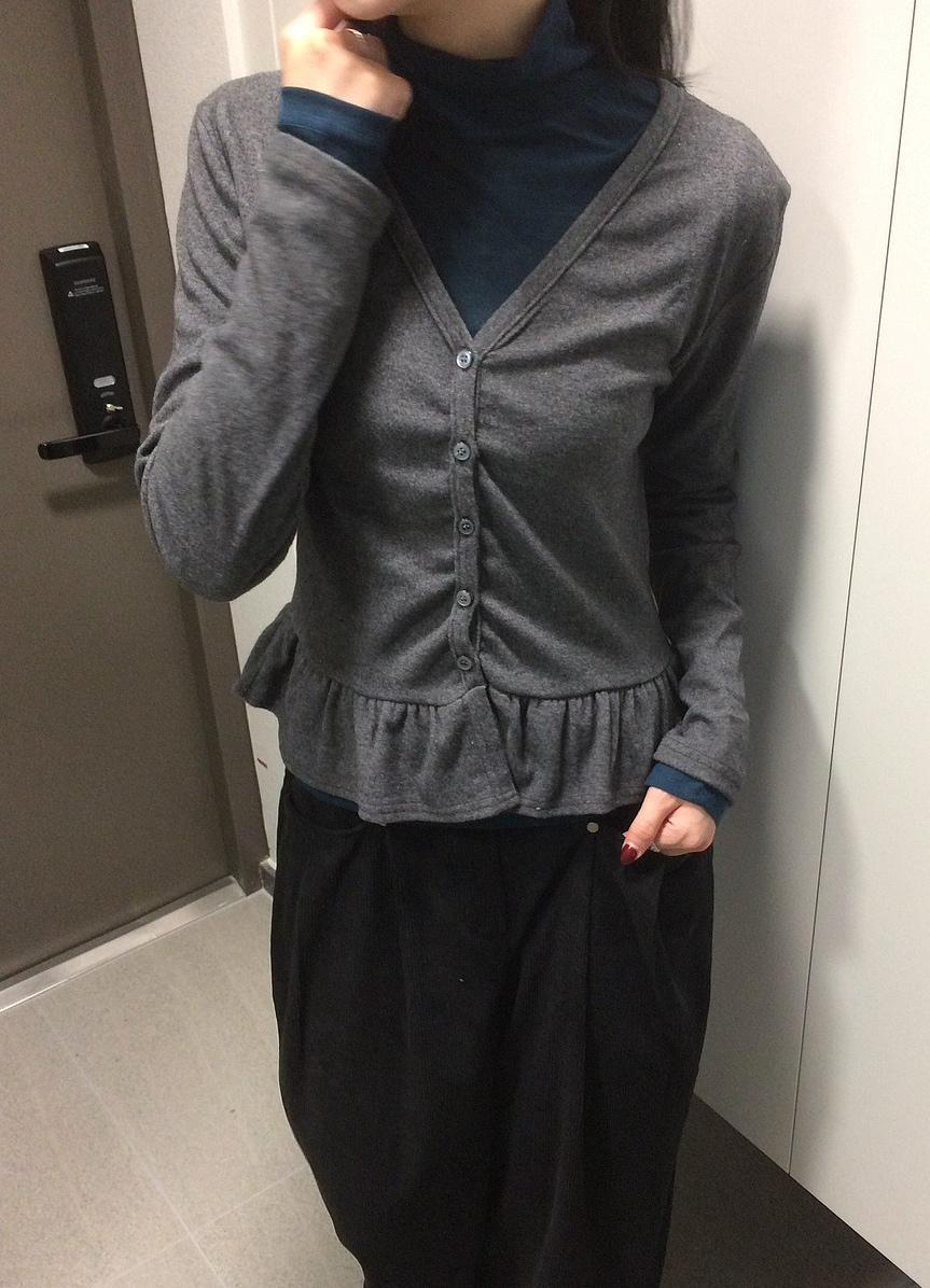 모브앤로지 데일리 브이넥 기모 프릴 가디건 (3color)