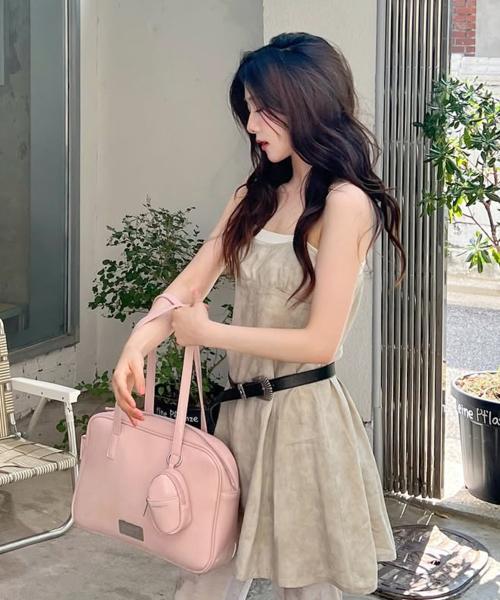 304 leather pouch shoulder bag _ Pink