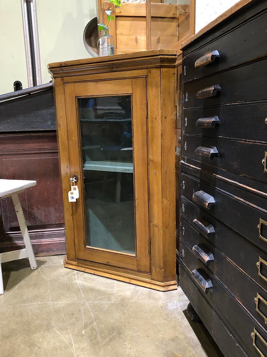 14-085 앤틱 파인 코너 유닛