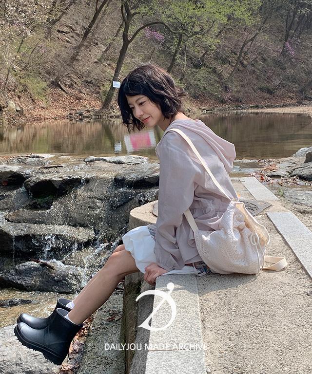 데일리쥬 [MADE] 시에나 후드 스트링 프릴 가디건 (살안타템)