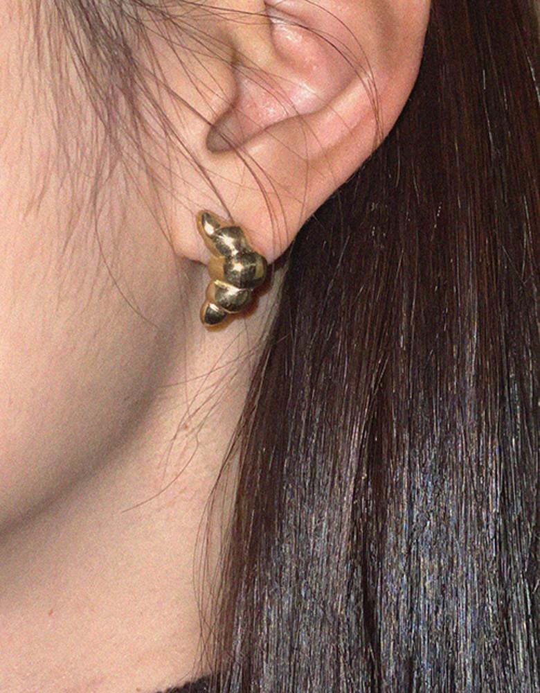 Croissant earring