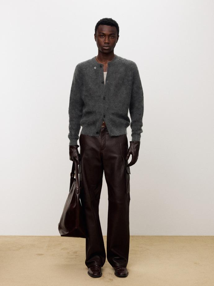 ALPACA MOHAIR CREW-NECK CARDIGAN_ CARBON