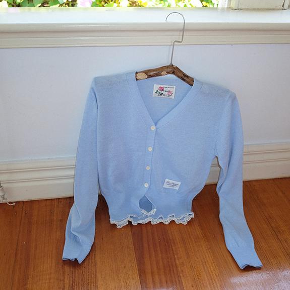 Santorini Cardigan_Sky