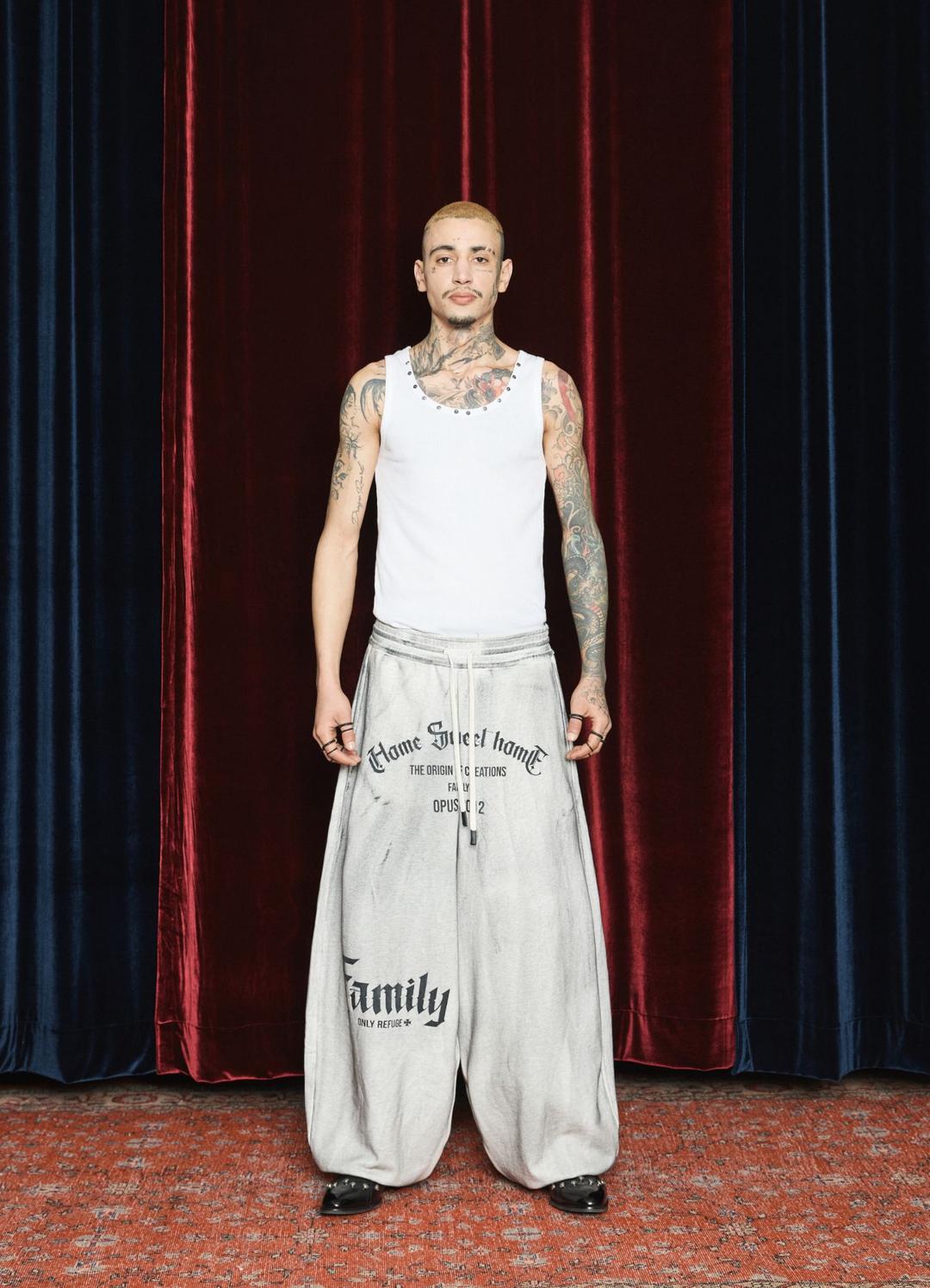 Op. 08 'SWEET BALLOON SWEAT PANTS D/WHITE\'