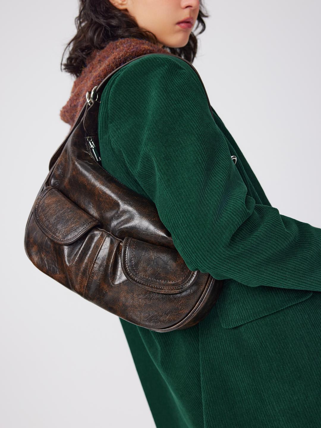 페이크 레더 포켓 숄더백