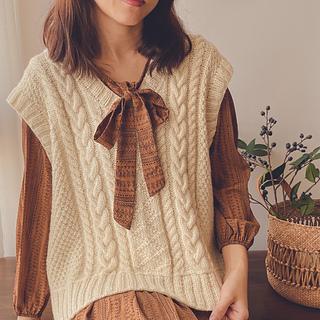 Lana Vest pattern by Irene Lin