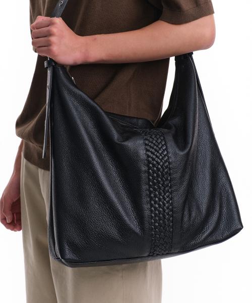 LEATHER LINE SHOULDER BAG (BLACK)