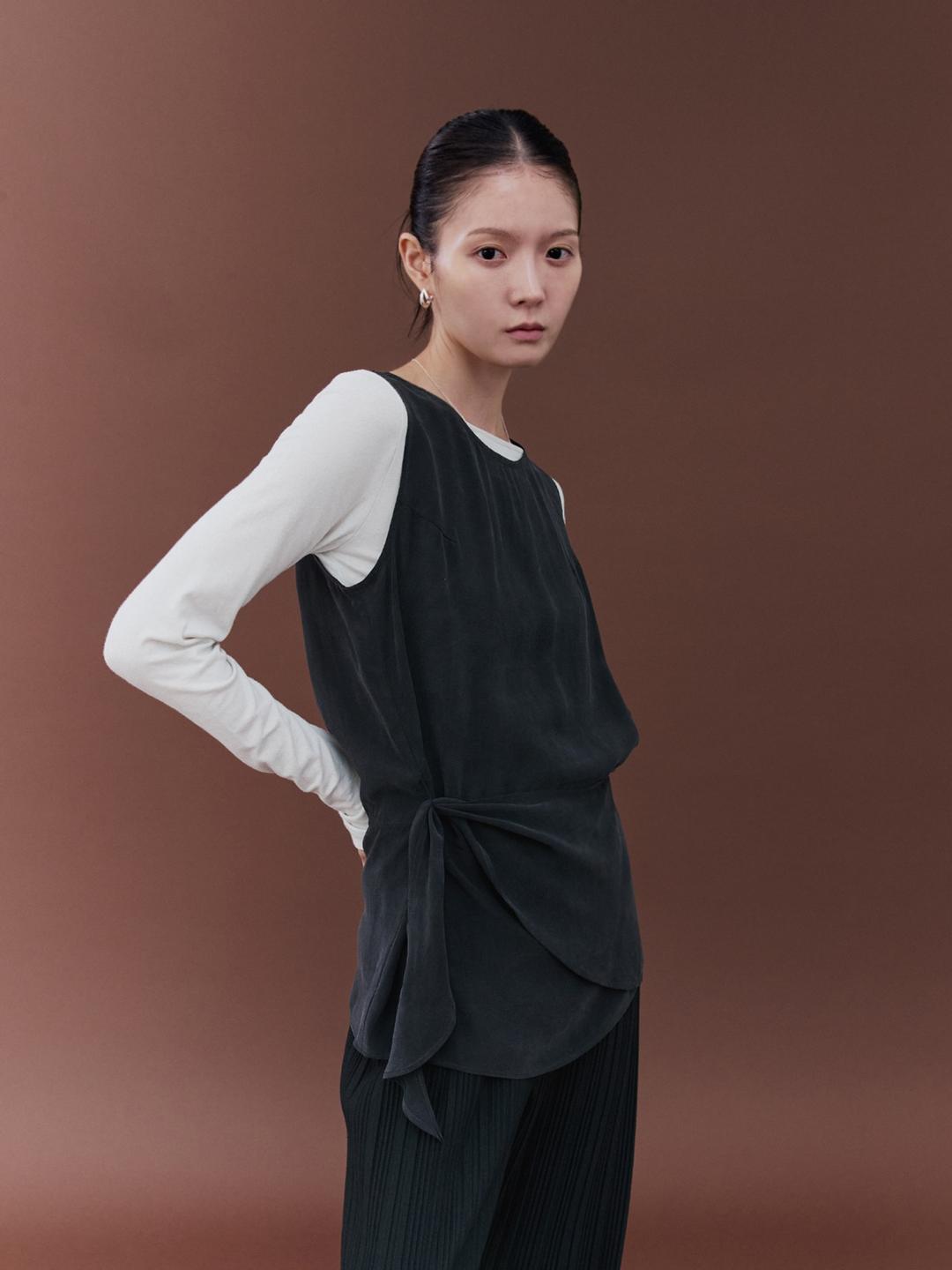 Veyora Wave Hem Vest Top, Charcoal