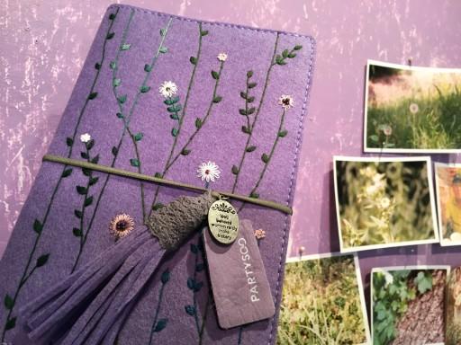 보라빛 비밀의숲  북커버