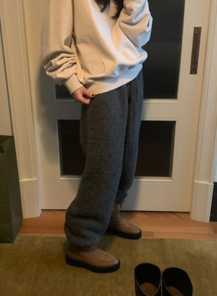 UNDERSON 언더슨 부클 니트 조거 팬츠 (2colors)