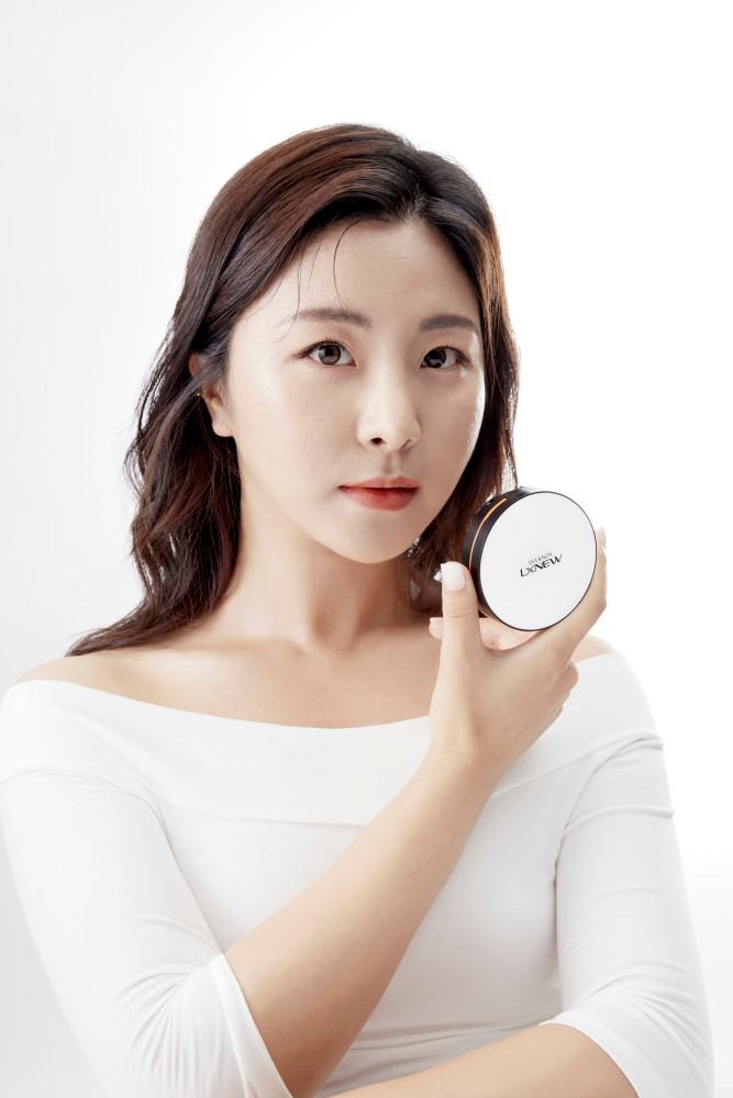 [뷰드름인씨X공구마켓][이자녹스] LXNEW 비타웨어 커버쿠션 13 g /리필 (택1) (SPF 50+/PA+++) (21호/23호)