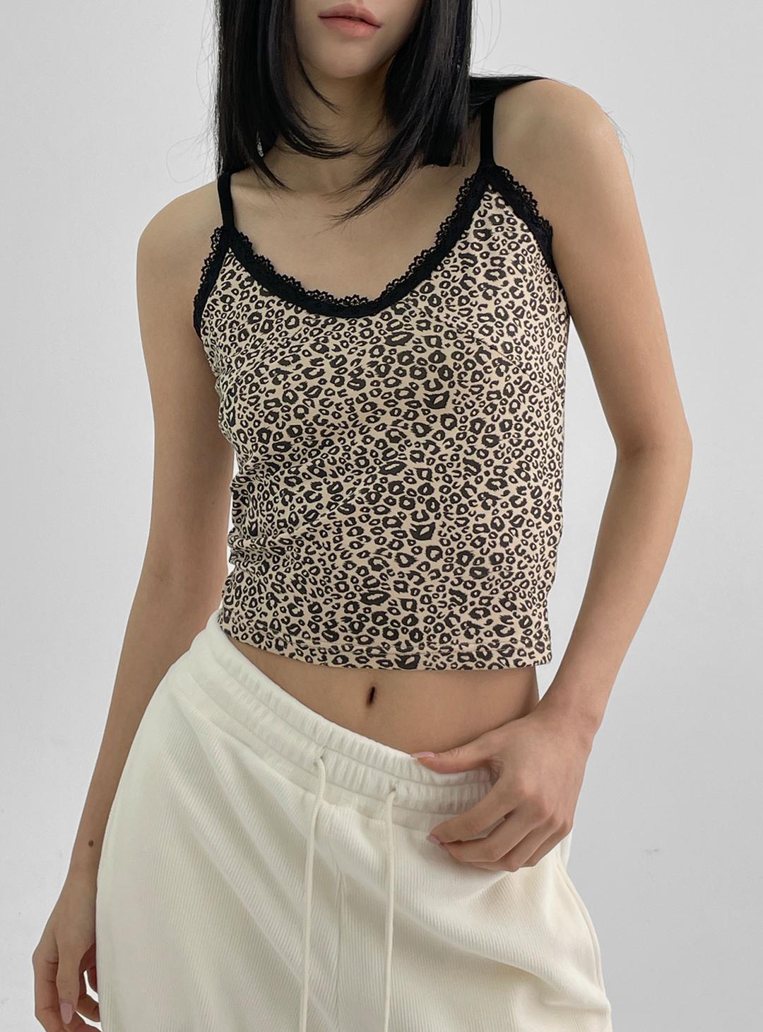 블랙업 라타히 패턴 레이스 나시
