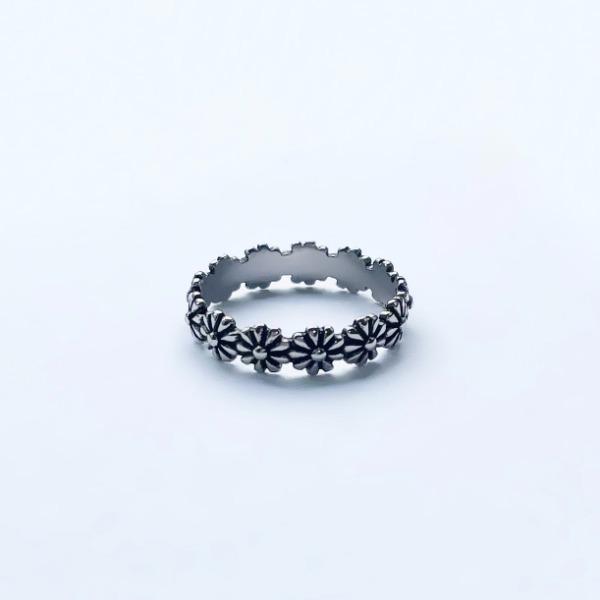 Unique Simple Flower Ring