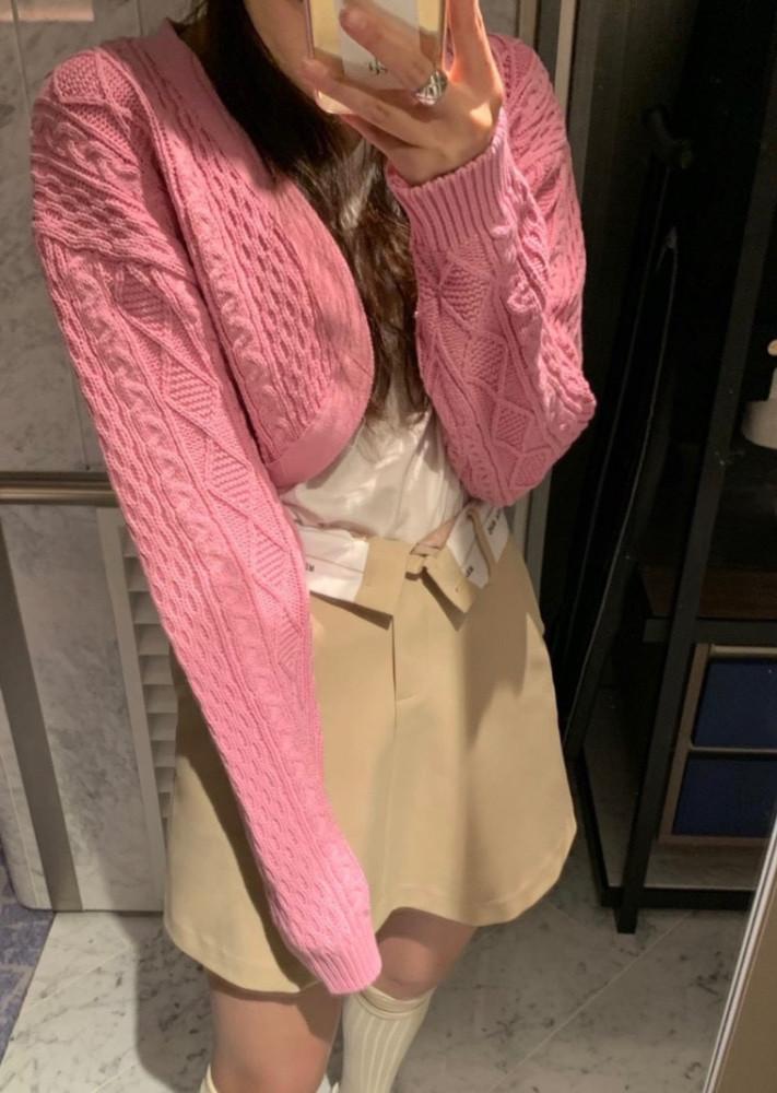 (전체 당일) 봄신상 무료배송 포스터 페일 꼬임 볼레로 / 크롭 꽈배기 가디건