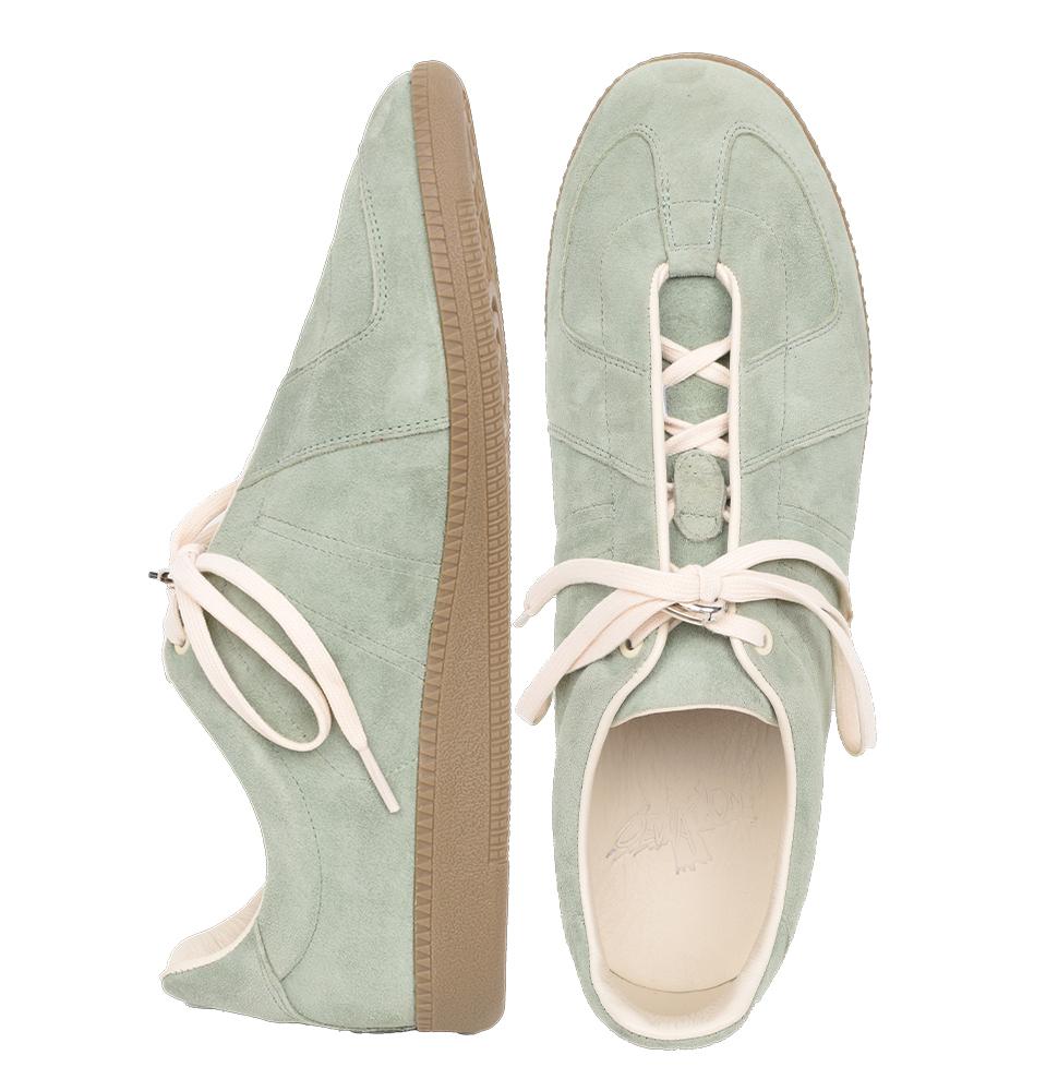 DVSN RACING TRAINERS 11