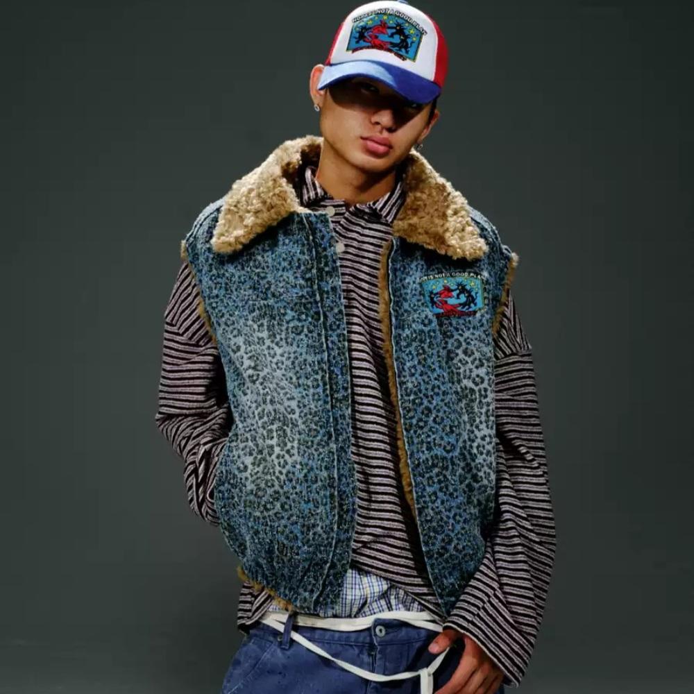 TREclub 레오파드 조끼 점퍼 블루 퍼 레터링 집업 조끼