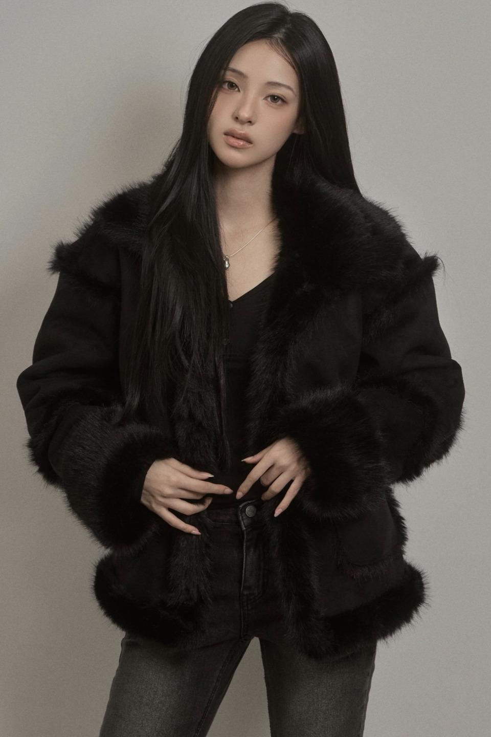 Shearing Fur Mustang (black)