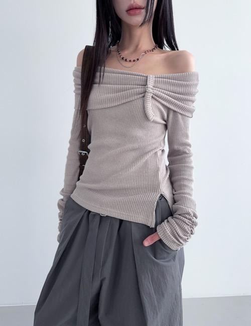 off shoulder buckle knit