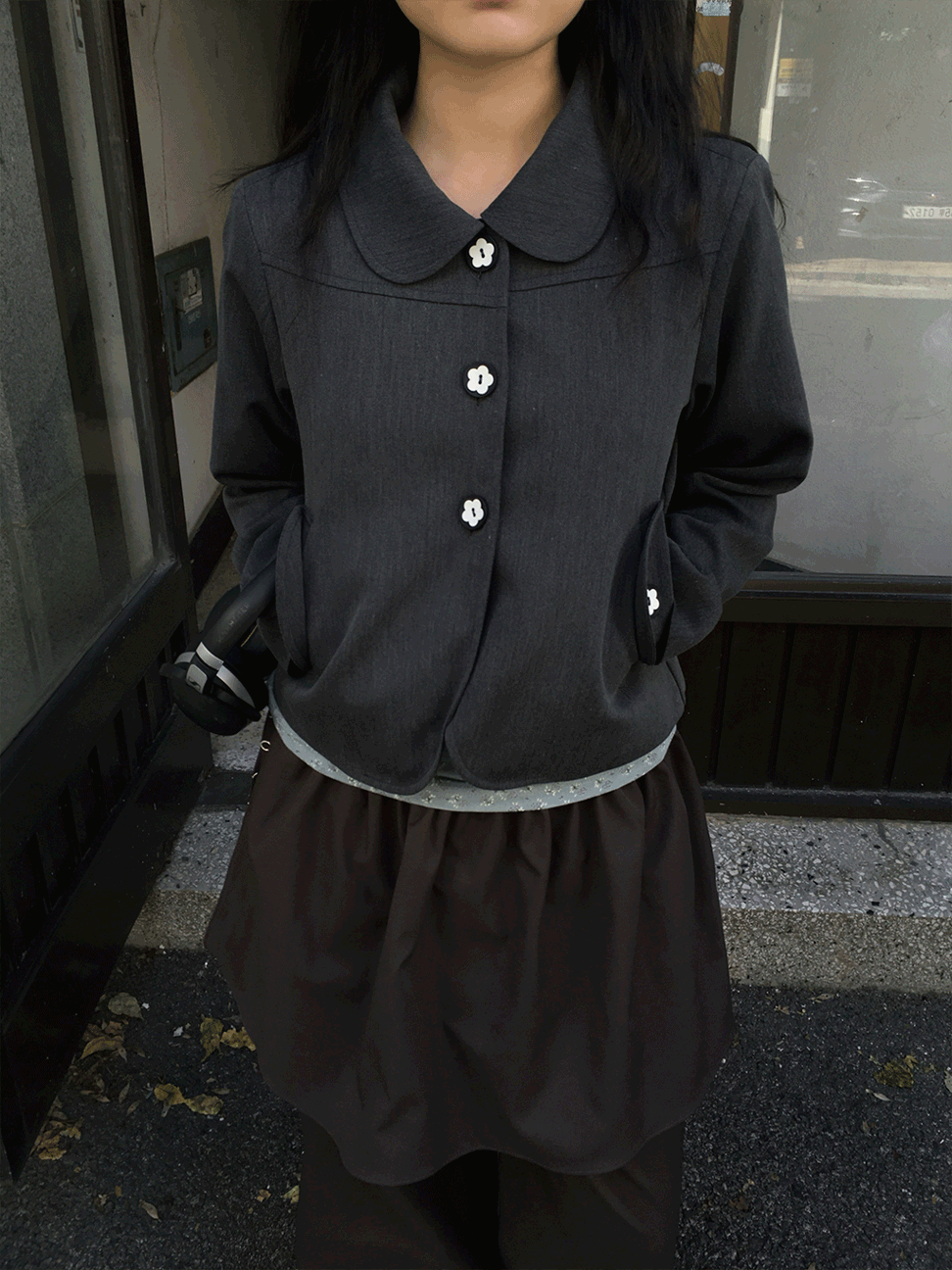 오운마인드 꽃 단추 자켓 2color [크롭자켓/세미크롭/하객룩/클래식]