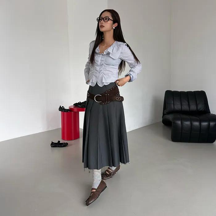 CUT HEM BELT PLEATS SKIRT CHARCOAL