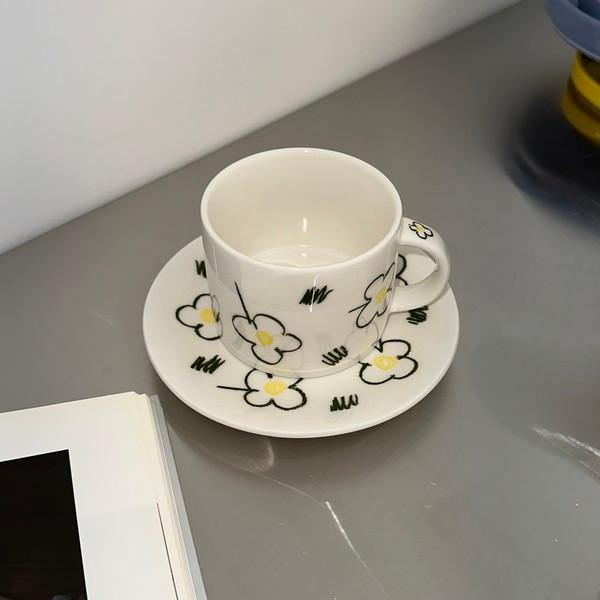 green flower mug set