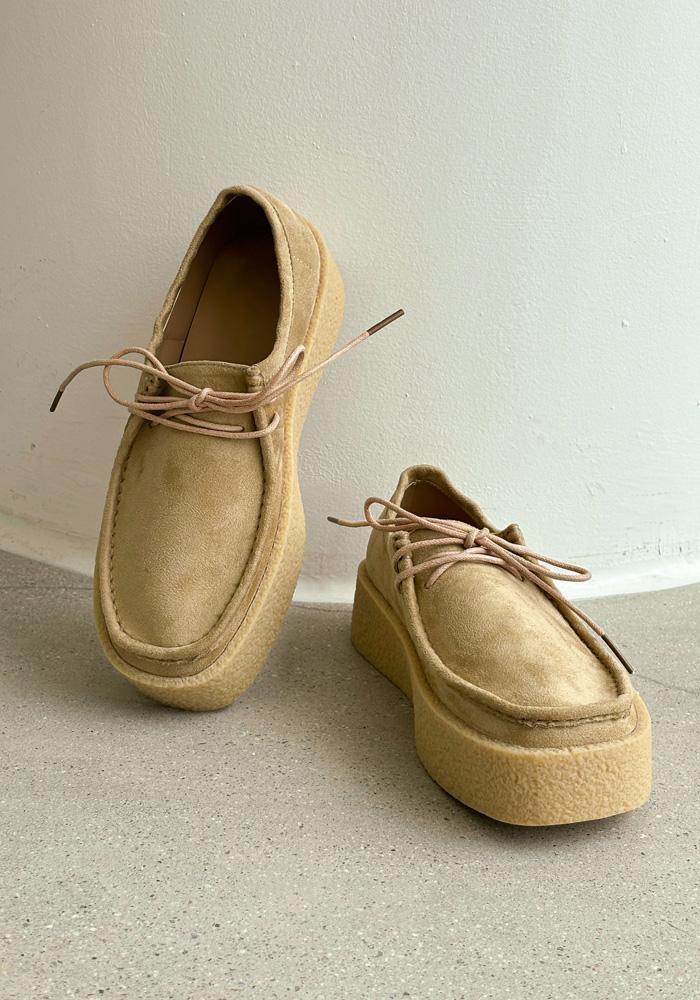 스웨이드 생고무창 플랫폼 로퍼 4cm 2컬러