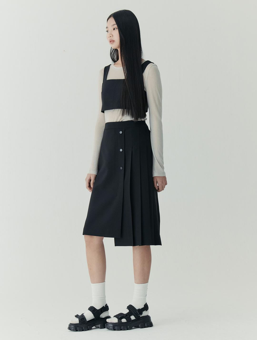 Unbalance Pleats Wrap Skirt - Black