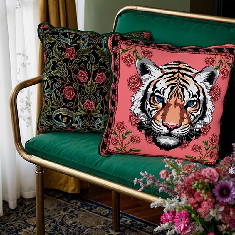 럭셔리 핑크 타이거 호랑이 쿠션 필로우 매장 침실 쇼파 등받이쿠션 A