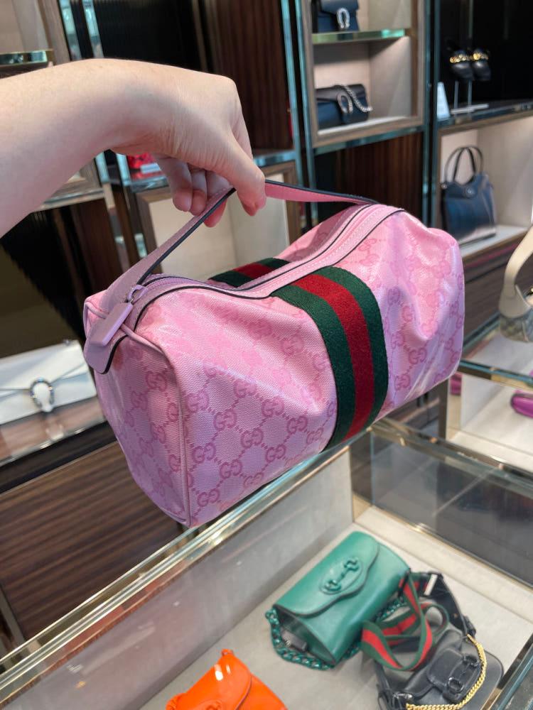 구찌 GG 수프림 크리스탈 캔버스 토일렛트리 파우치 클러치백 759689 FACI0 5848