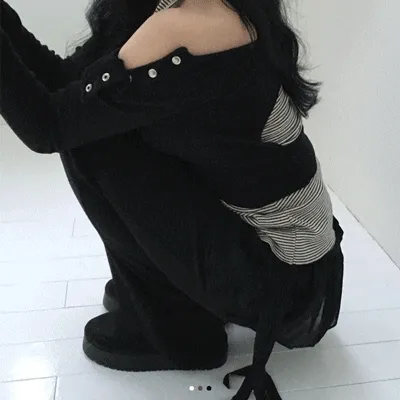 [레이어드코디🩶] 스냅 버튼 백 홀 오프 긴팔 t - 3 color