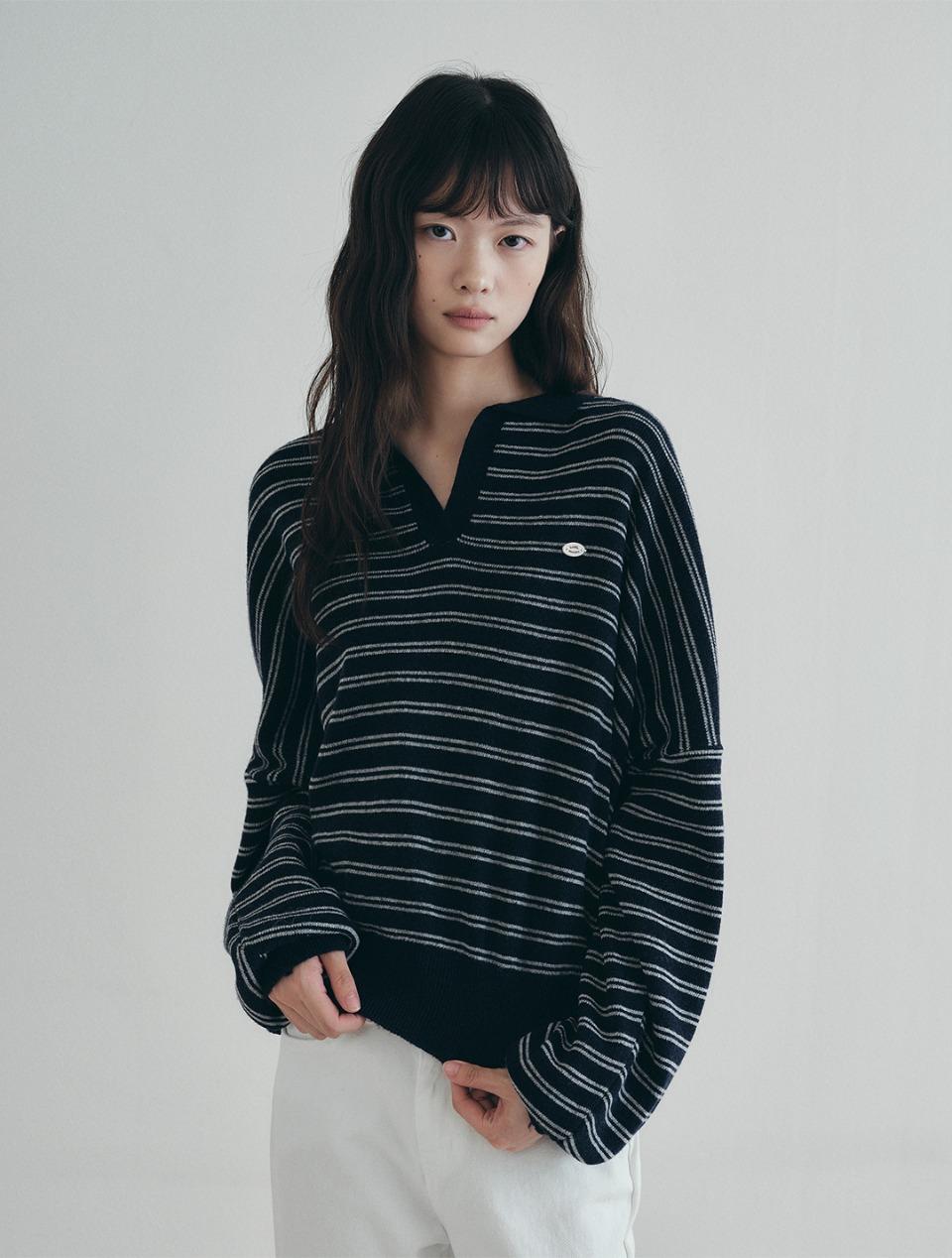스트라이프 카라 오버핏 니트 - 네이비