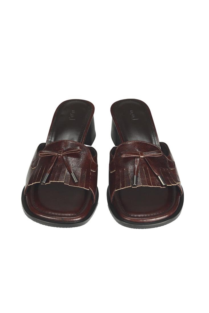 Kilty Sandals / Chocolate