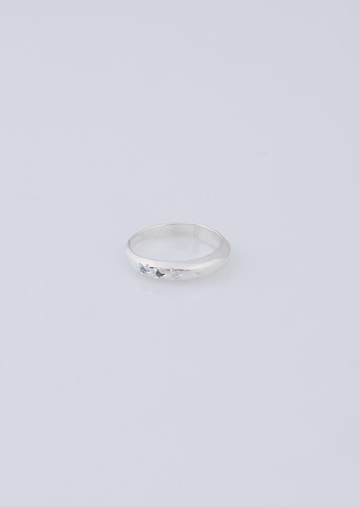 side by side carved ring