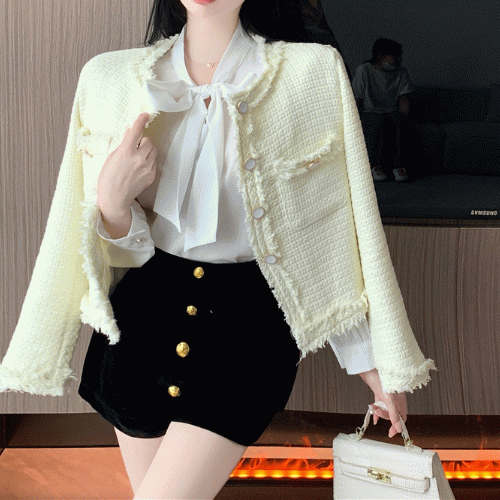 [가을신상/가을자켓/하객룩] 라운드넥 페미닌 수술 자개버튼 긴팔 트위드 자켓 가을신상 가을자켓 트위드자켓 결혼식 하객룩 데이트룩 캠퍼스룩 여행룩 소풍룩 파티룩 연말룩