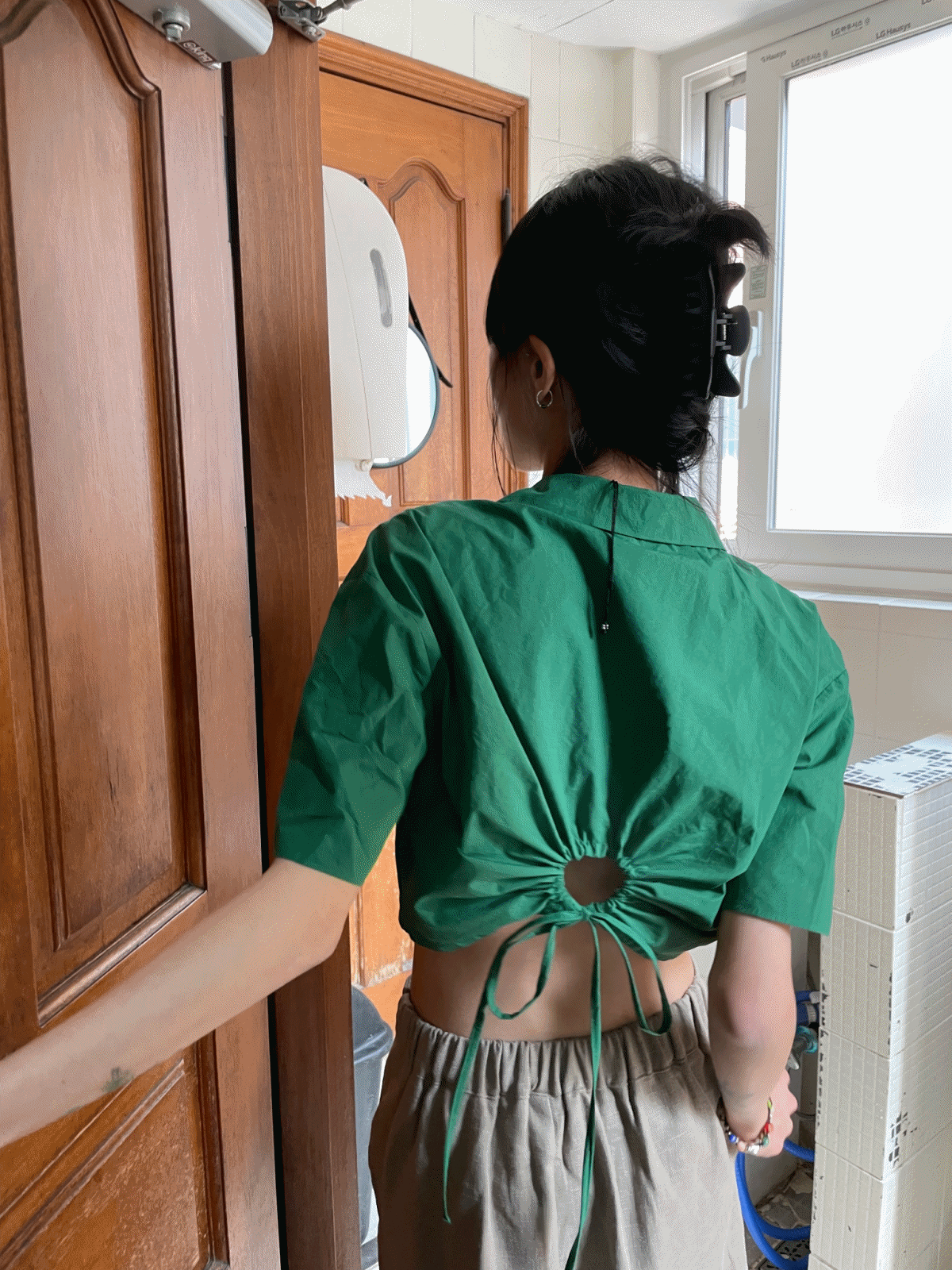 hole shirring shirts