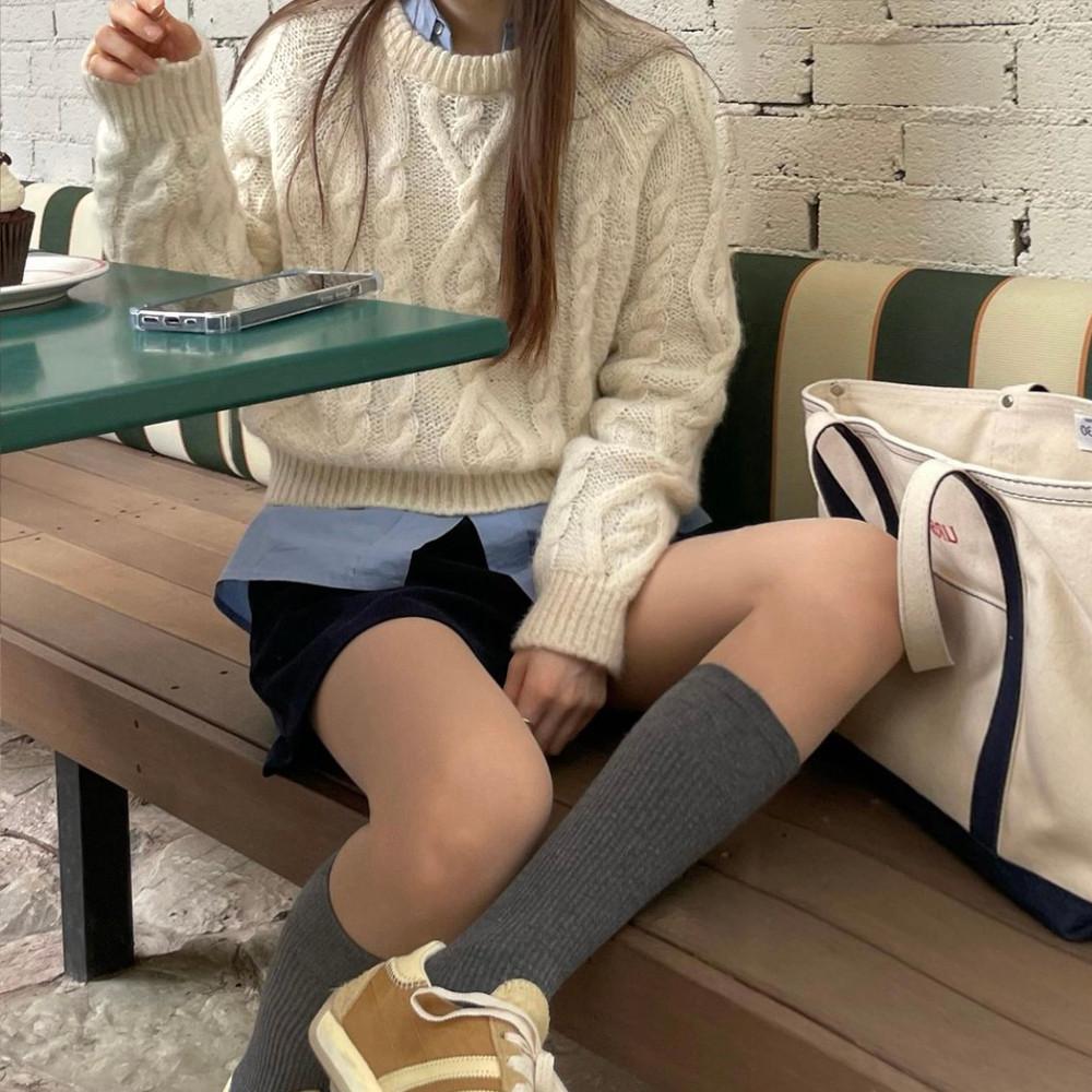 [세일/당일] 이즈 알파카 케이블 꽈배기 니트 (4col)