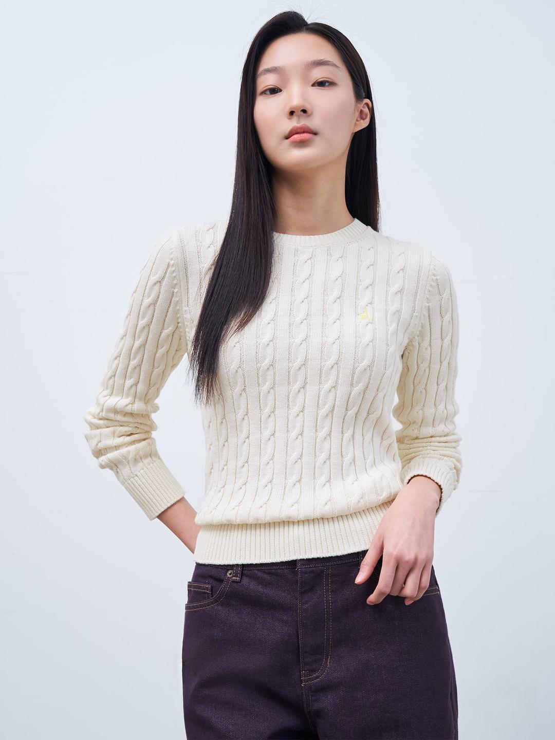 [Essential] 코튼 혼방 케이블 라운드넥 니트 - 아이보리