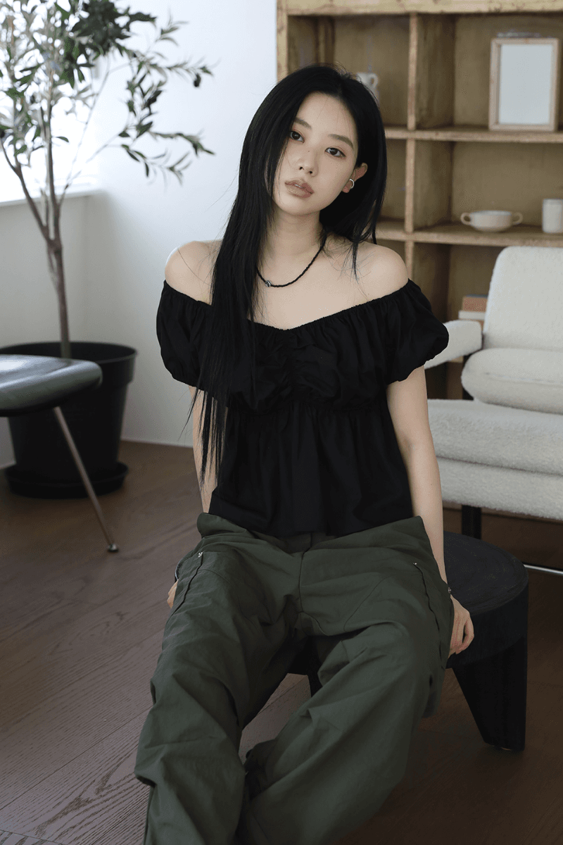 코튼 셔링 소다 블라우스