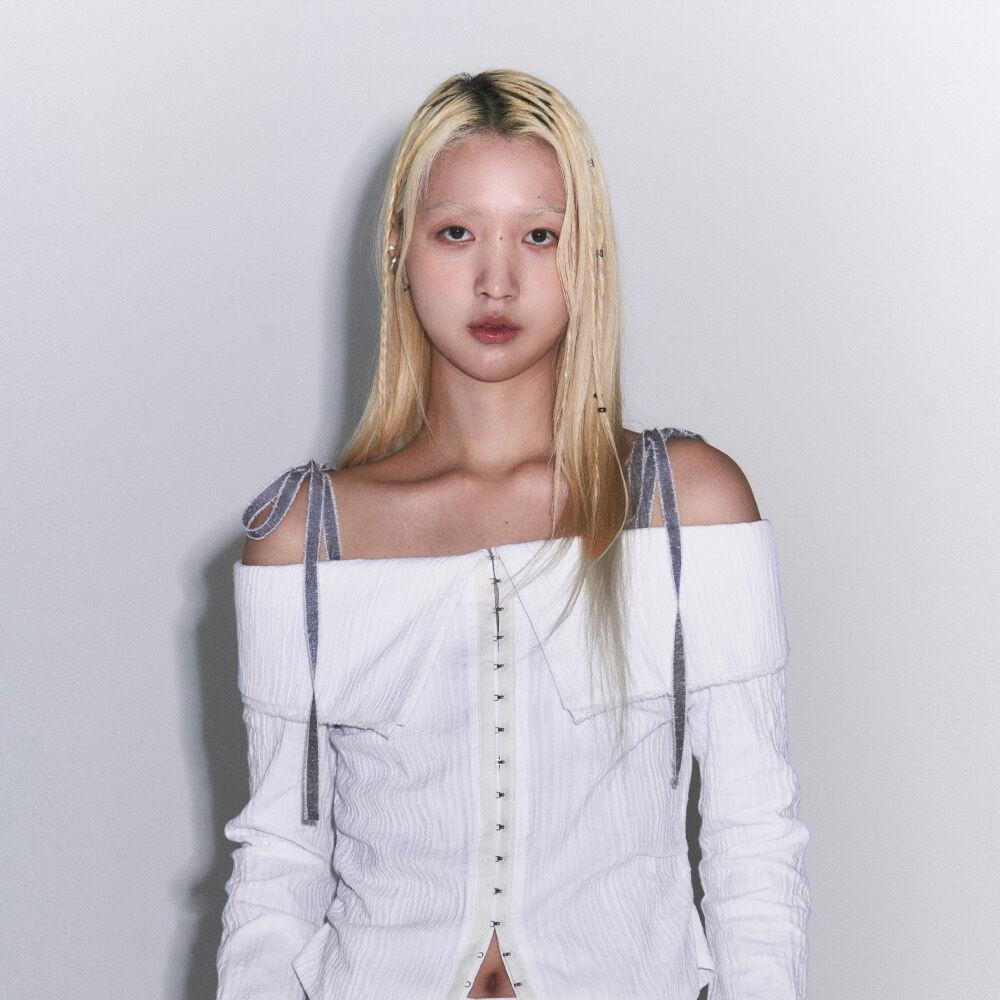 hook off shoulder blouse white