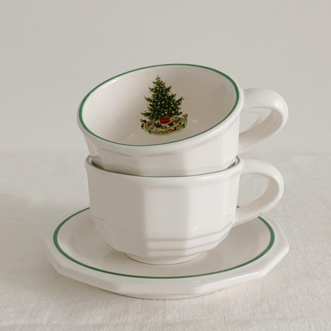 1980s Pfaltzgraff christmas cup & saucer