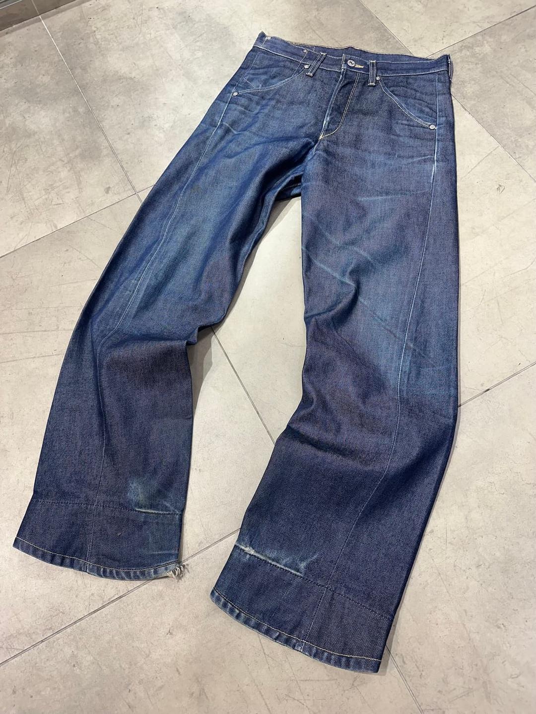 리바이스 엔지니어드 데님 팬츠 | 후루츠패밀리