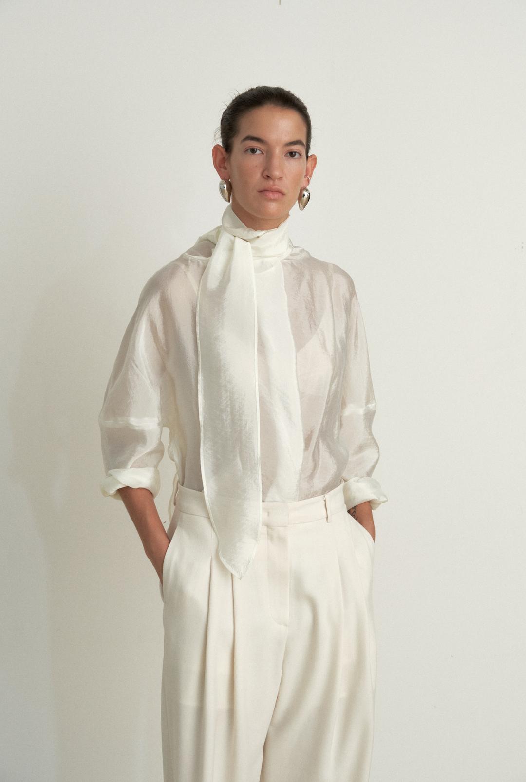 ARDEL BLOUSE ( IVORY )