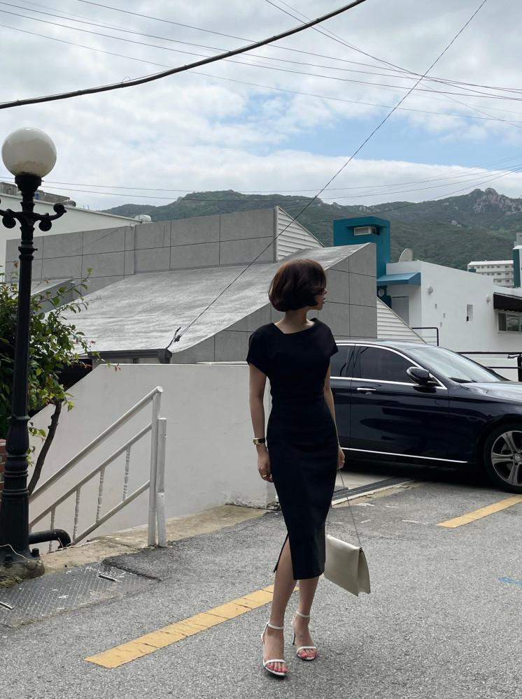 머스트 언발넥 원피스