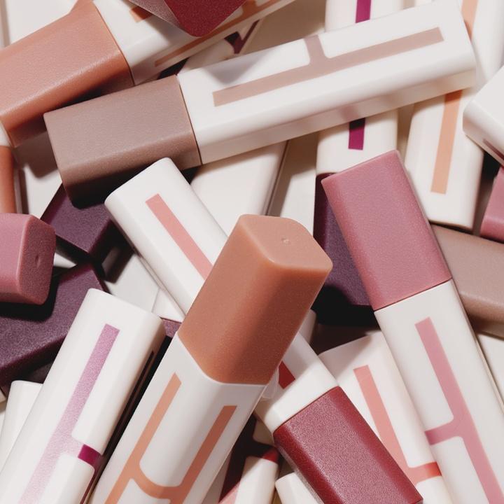 [에이치 / A.chi] 블러 틴트 6colors - 하나만 사도 어디로든 무료배송